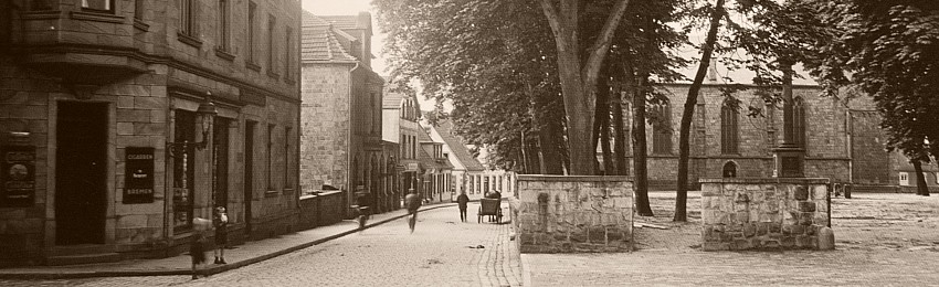 Ibbenbüren - Marktstraße und Kirchplatz um 1930